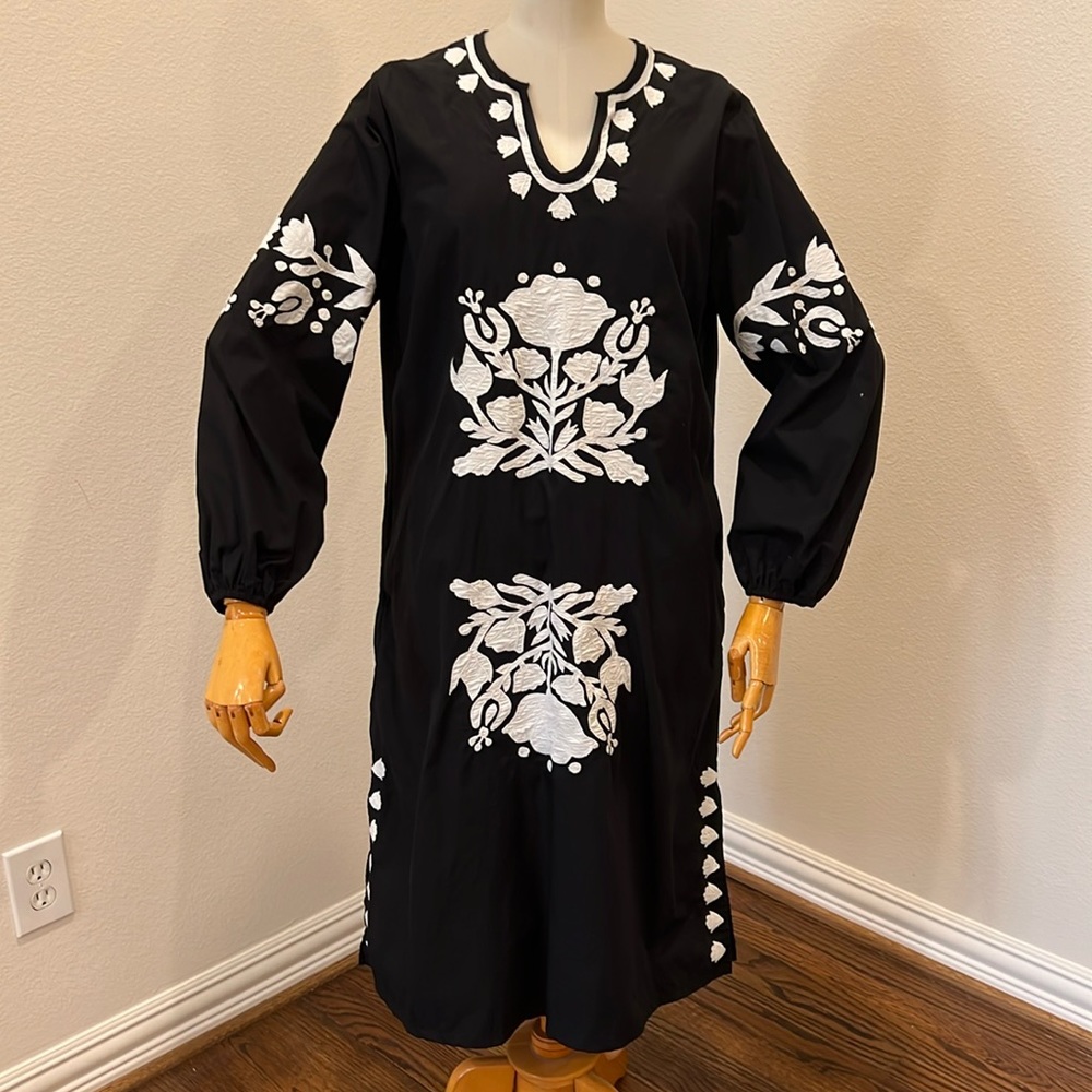 Elegant Black and White Embroidered Midi Dress